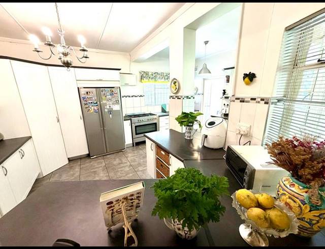 5 BEDROOM HOUSE FOR SALE IN ATHLONE